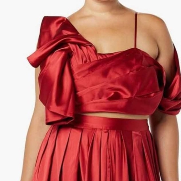 NWT Making The Cut Red Formal Camisole Top - Picture 2 of 6